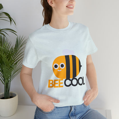 Bee Cool - Unisex Jersey Short Sleeve Tee